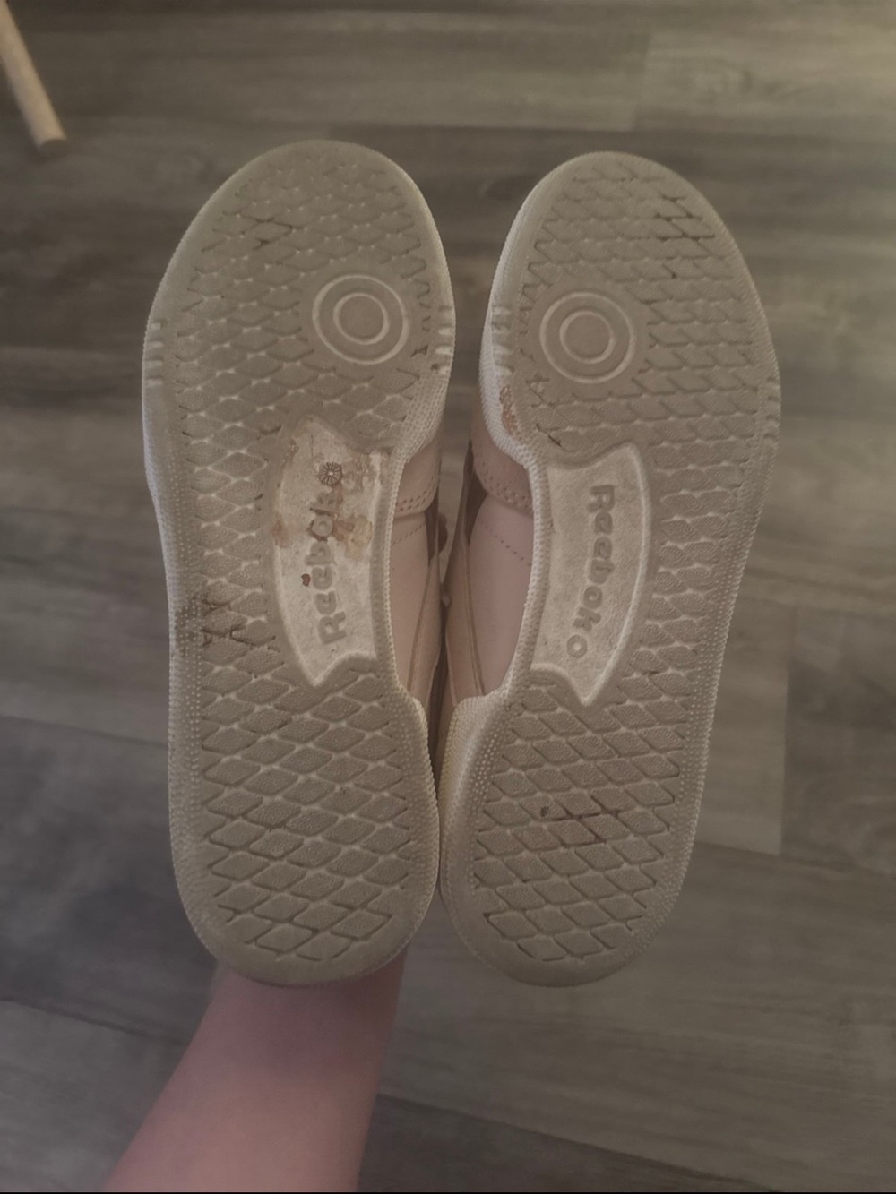 Reebok Women's Low-Top Sneakers in Pale Pink - Picture 4 of 5